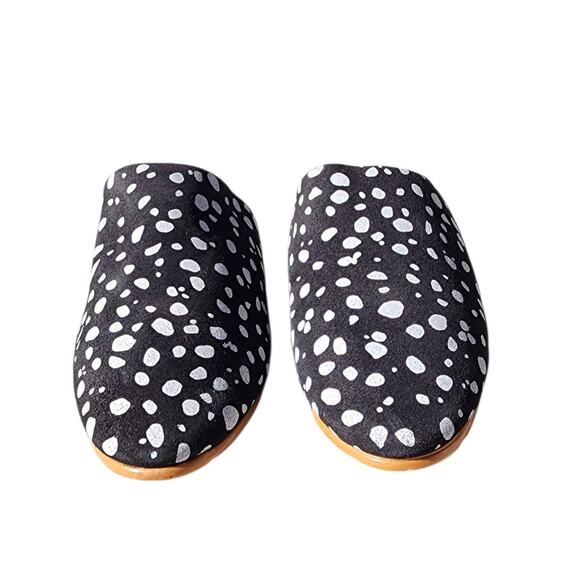 Beek Polka Dot Handcrafted Mules 6 - Picture 3 of 7